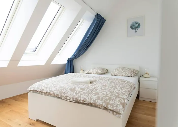 Daire Premium Penthouse 2-floors With Private Terrace Near Prater And Center *
